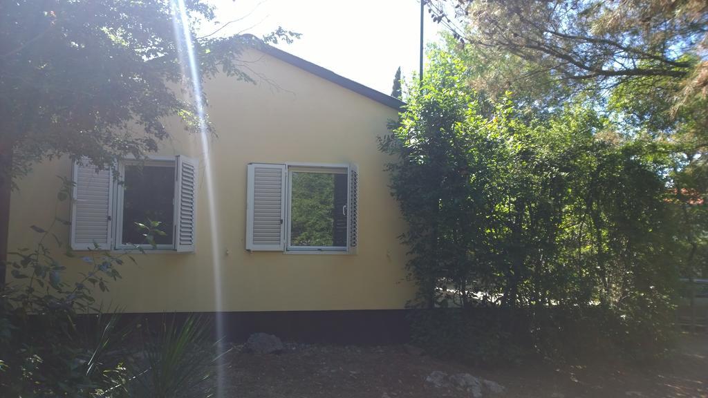 Holiday Home Momcilovic Malinska Habitación foto