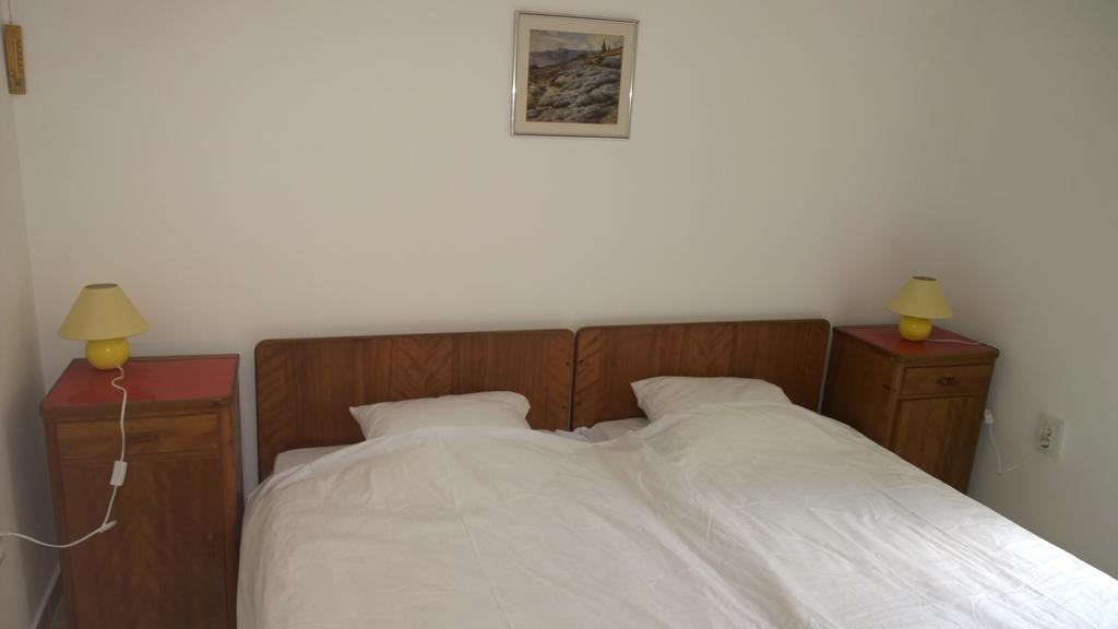 Holiday Home Momcilovic Malinska Habitación foto