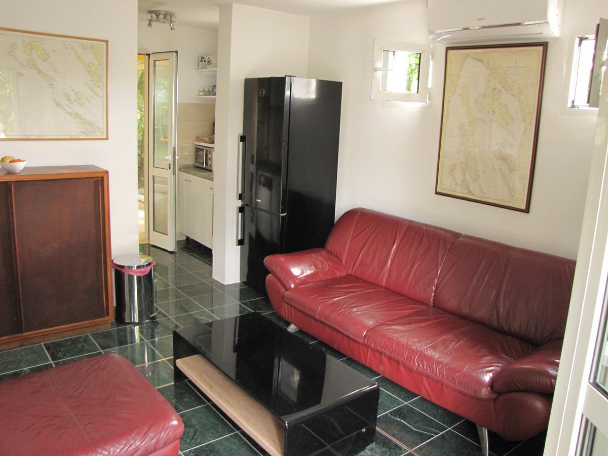 Holiday Home Momcilovic Malinska Exterior foto